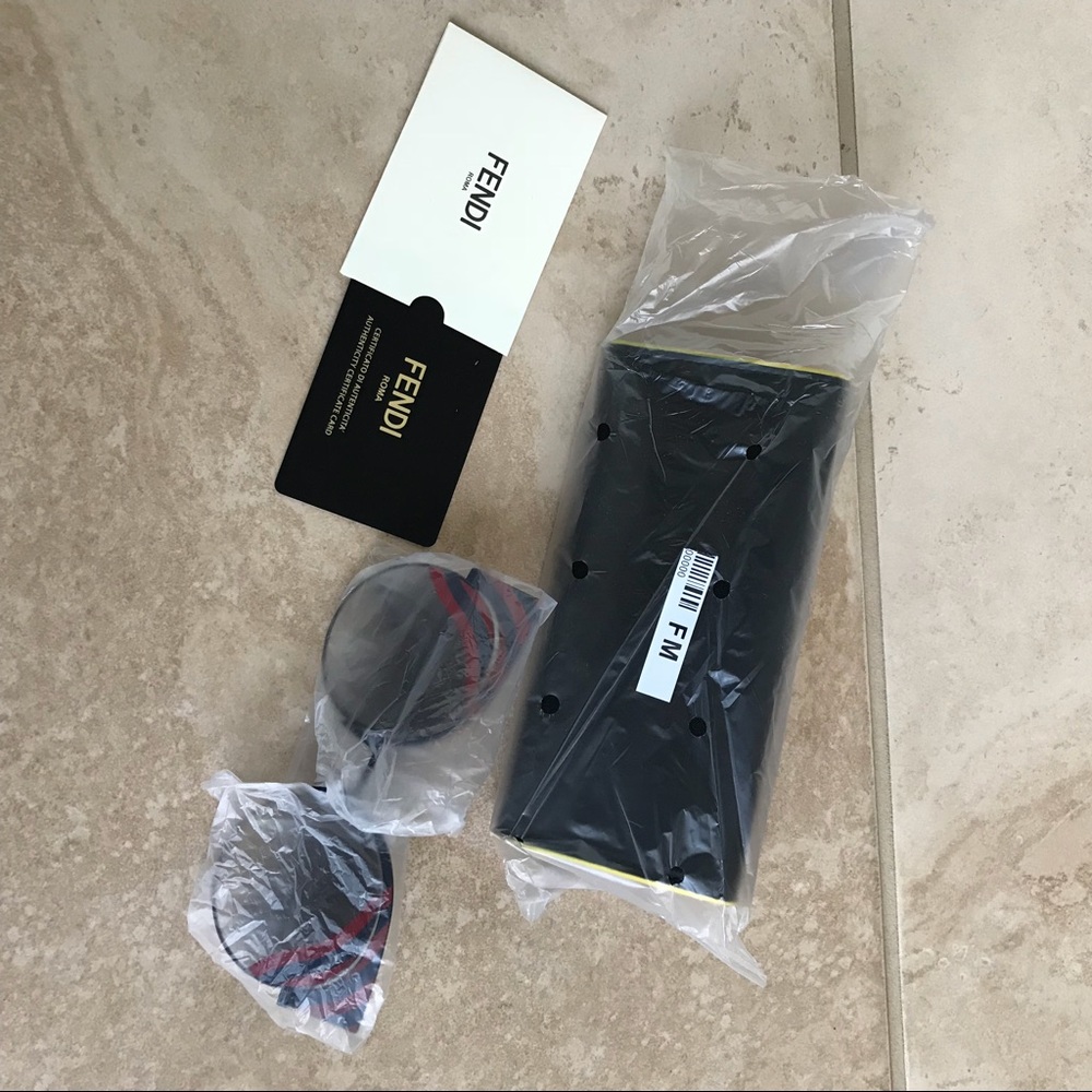 Fendi Hypnoshine Cutout Sunglasses - Picture 2 of 8