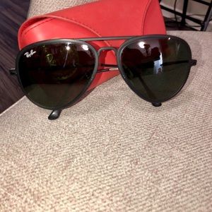Authentic RayBan Aviator Subglasses