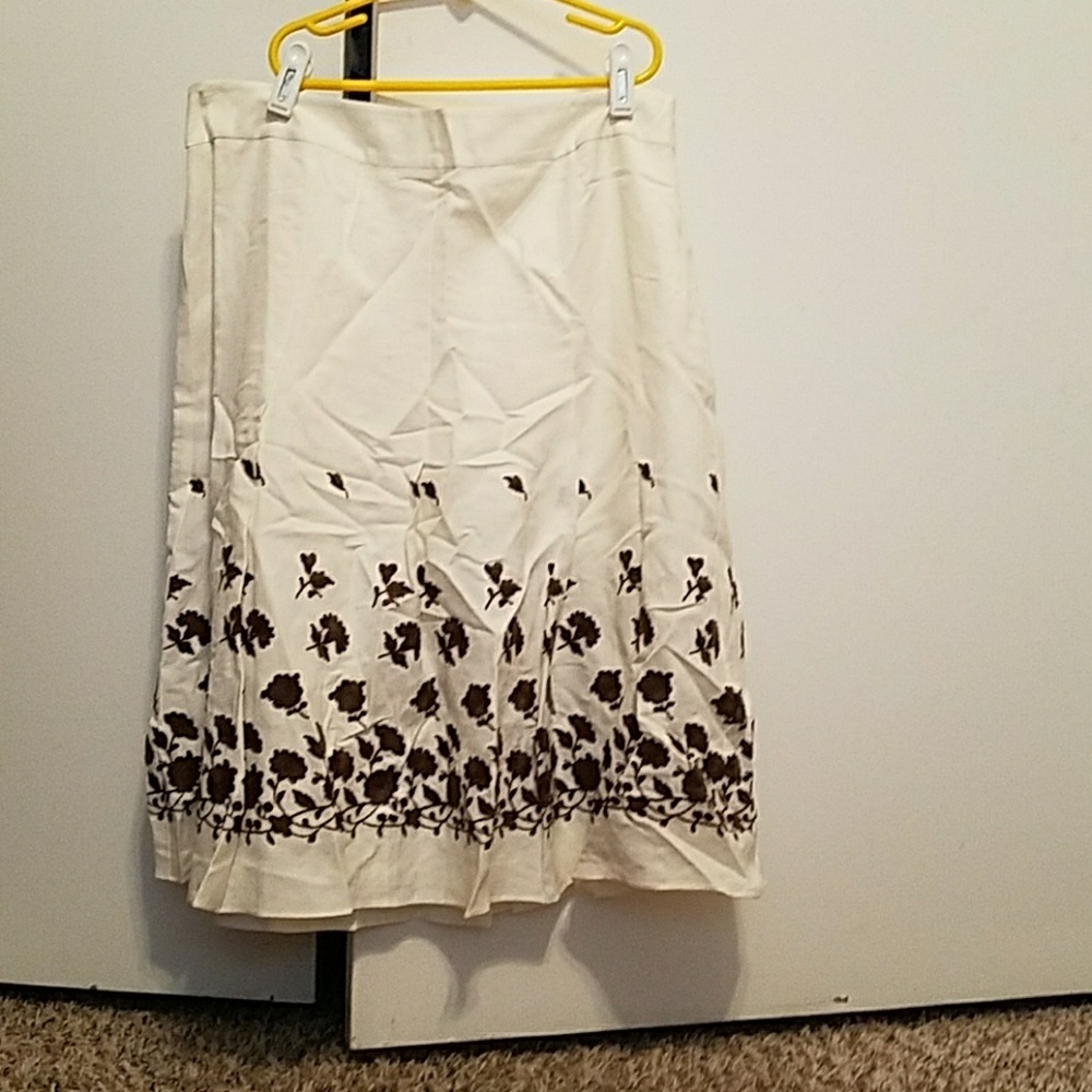New Ann Taylor skirt size 10