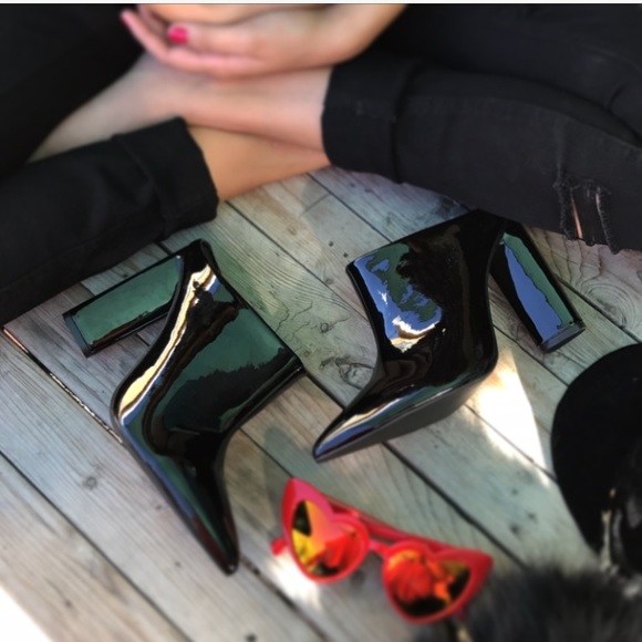 LAST PAIR!!//The Atomic Blonde// Black Mule - Picture 6 of 7