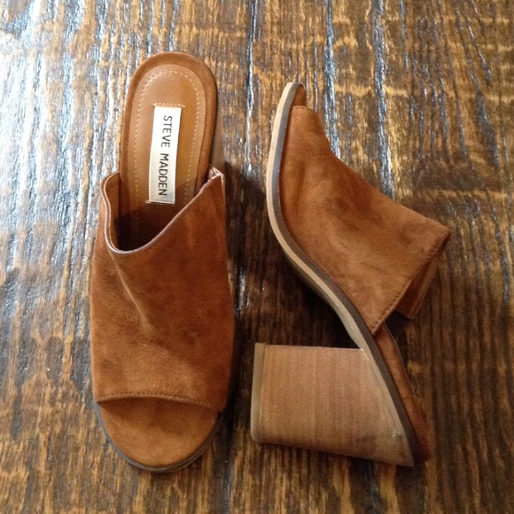 Steve Madden Shoes - New Steve Madden Brown Suede Slip On Mules 7.5