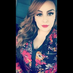 Meet your Posher, Jeanette