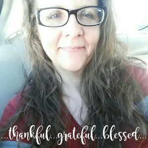 Meet your Posher, Roxanna