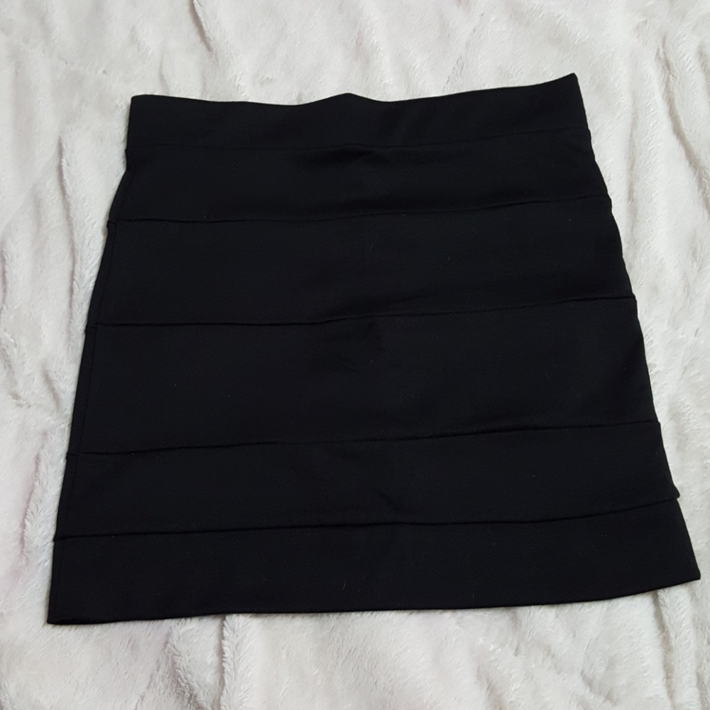 Body Central Mini Skirt