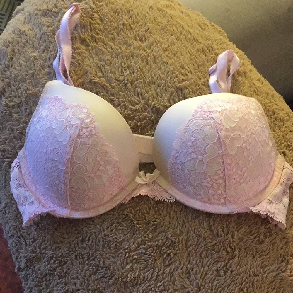 Victoria’s Secret Dream Angels Push-Up Bra 34C