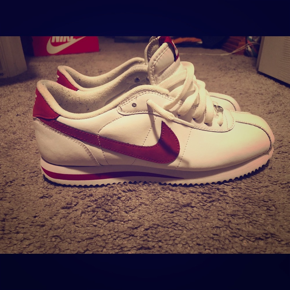 Cortez Nikes Size 9.5