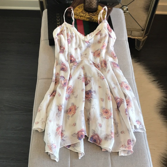 Urban Outfitters Tops - Urban Outfitters Kimchi Blue Floral Tunic Top