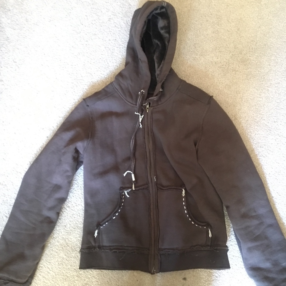 Brown fleece sweatshirt