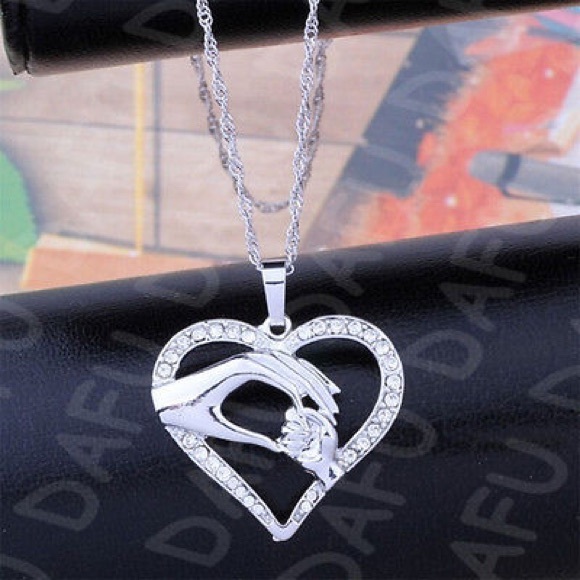 ❤️ Silver plated Mother and Child Necklace - Picture 3 of 3