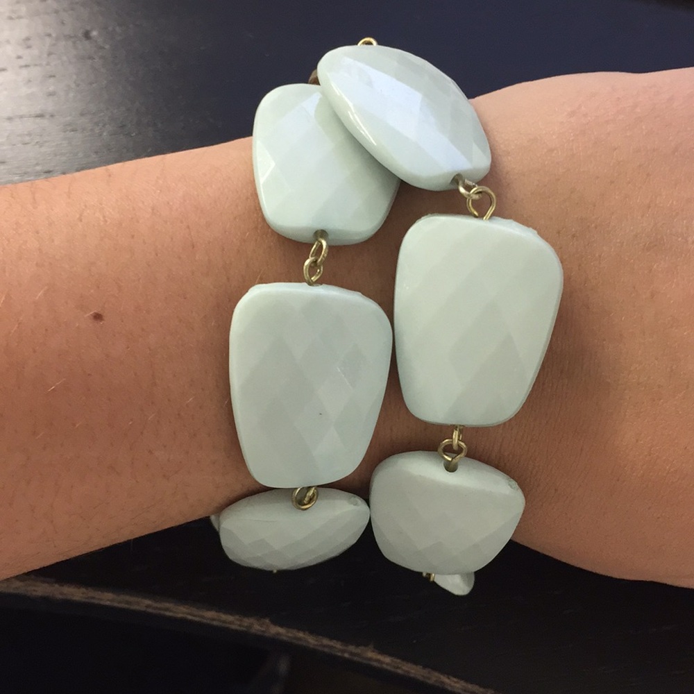 Turquoise stone bracelet
