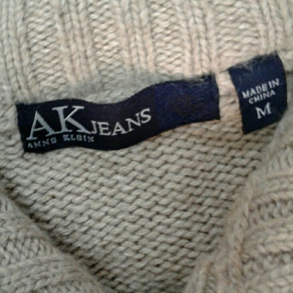 AK JEANS LIGHT BROWN KNIT CAPE/SWEATER - Picture 2 of 3