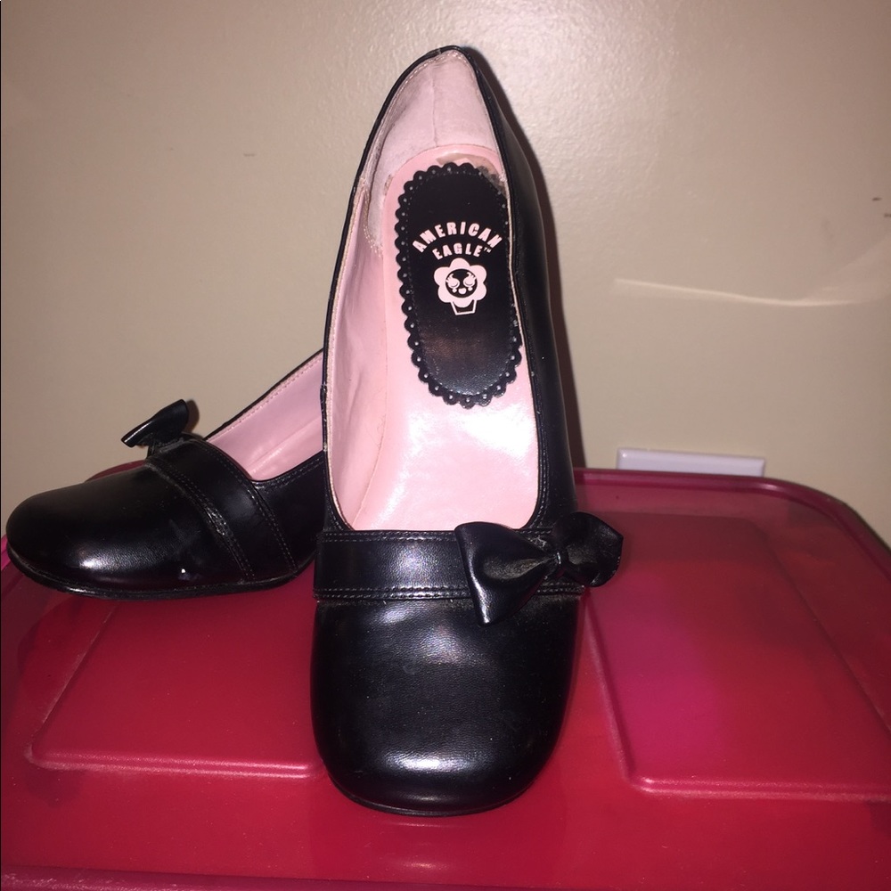 American eagle pumps