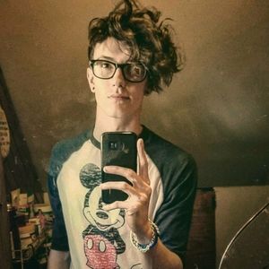 Meet your Posher, Darian