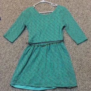 Dress with removable belt