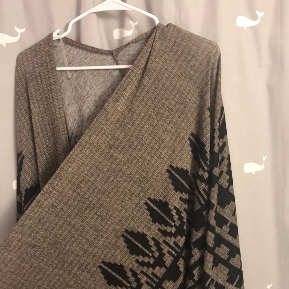Cardigan - Picture 2 of 3