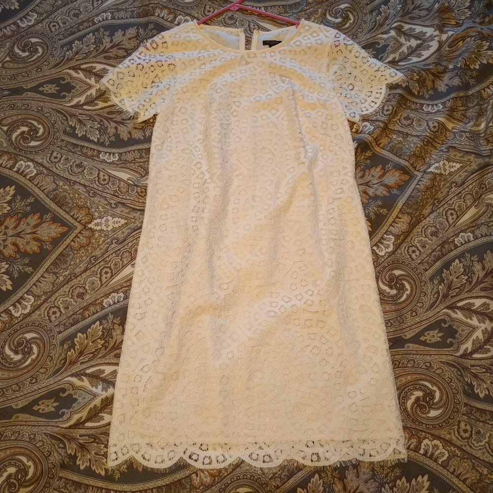 Unworn white lace Ann Taylor dress