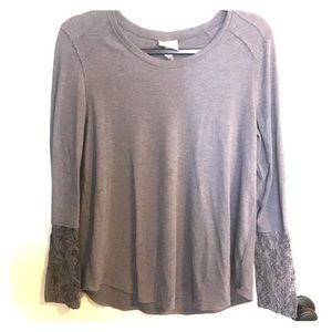 {DYT T2} Lacey Long Sleeved Shirt