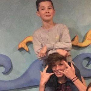 Meet your Posher, Johnny