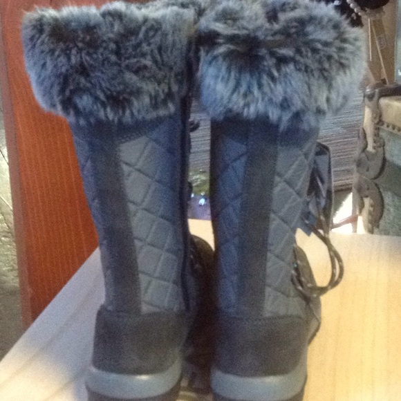 New snow boot - Picture 2 of 4