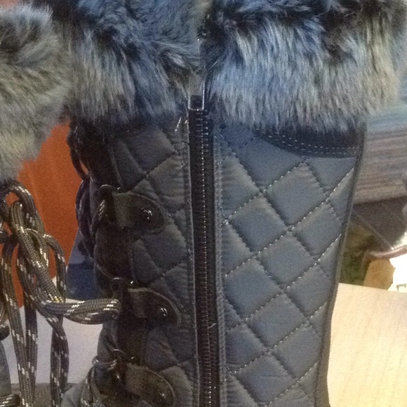 New snow boot - Picture 3 of 4