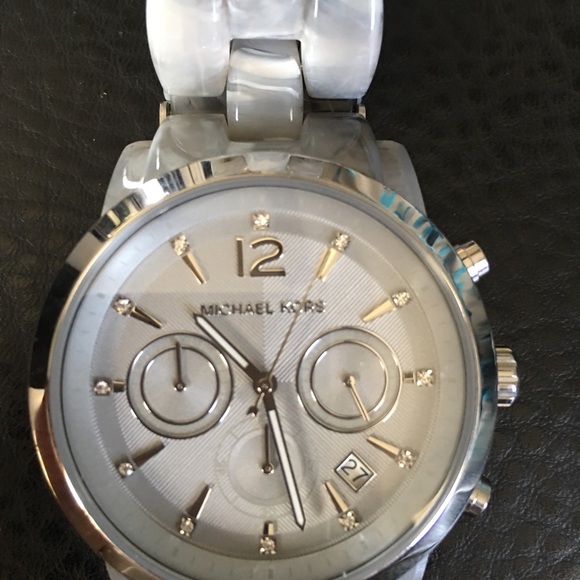 Grey Michael Kors watch main image 5