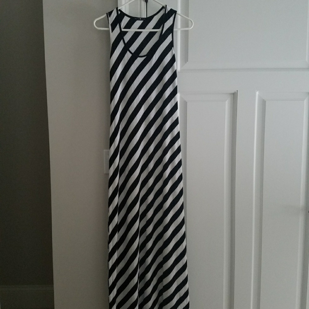 Long Tammy Mars Maxi dress
