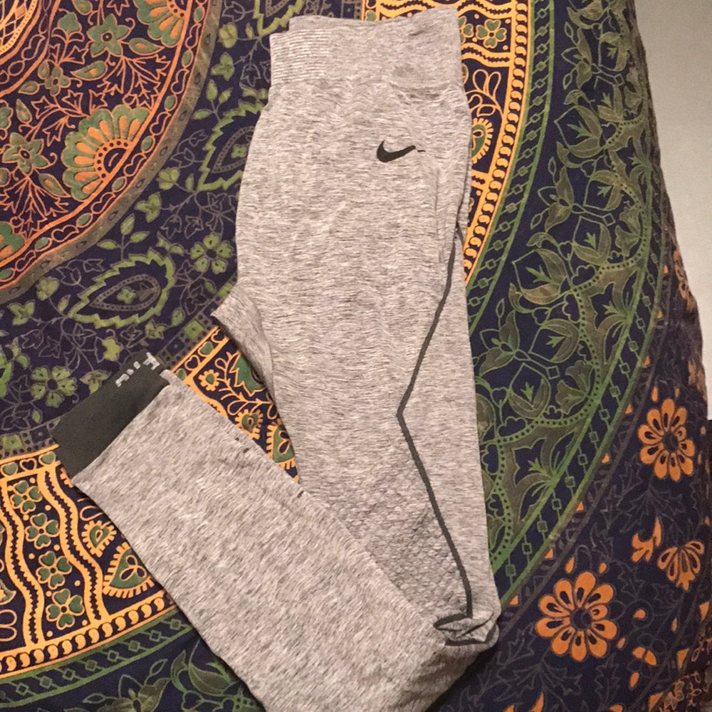 Nike Pro Ankle Length Leggings