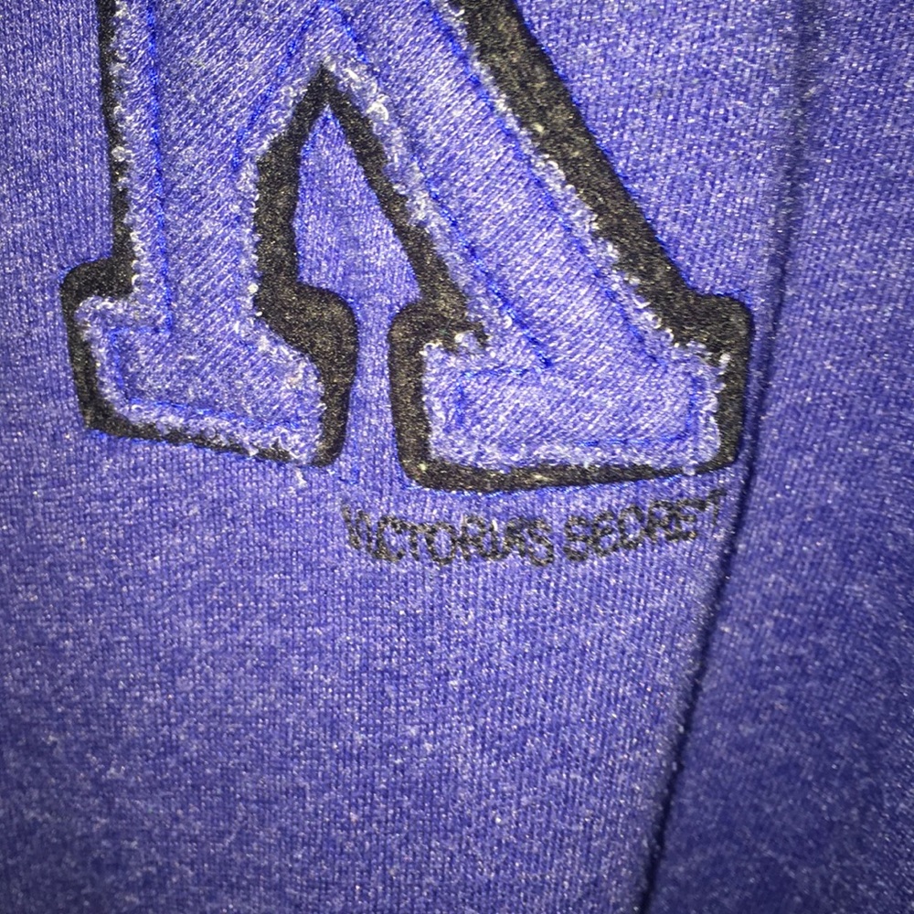 PINK pull over - Picture 4 of 4