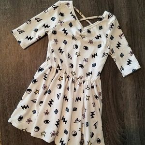 Dot Dot Smile Ballerina