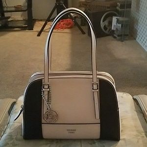 Handbag from guess