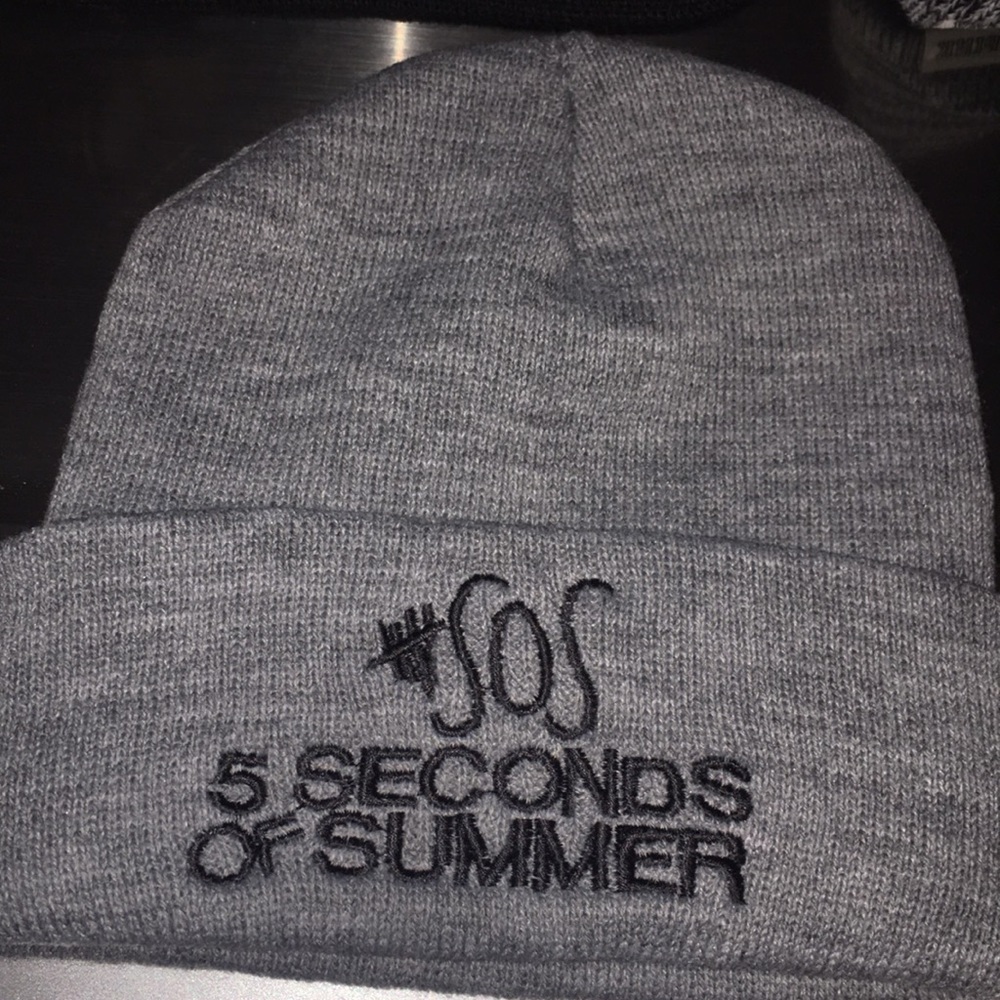 5 seconds of summer beanie