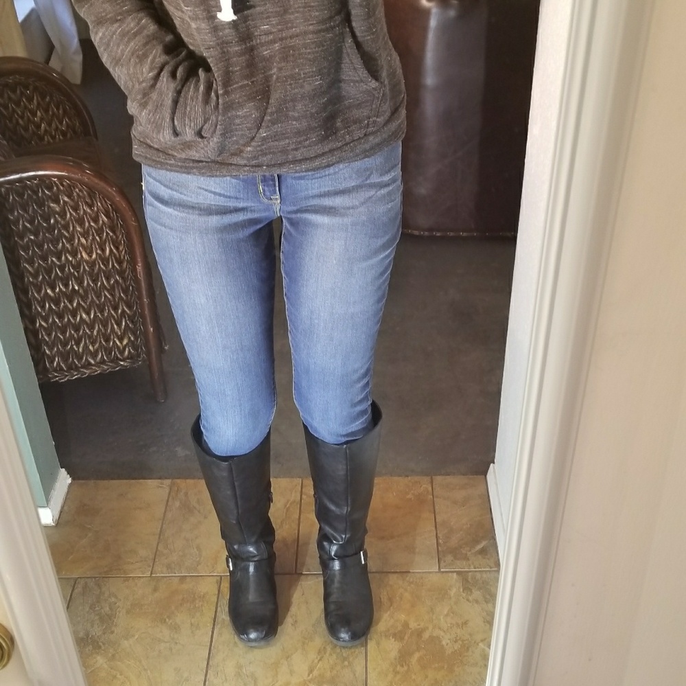 Denizen Curvy Skinny Jeans