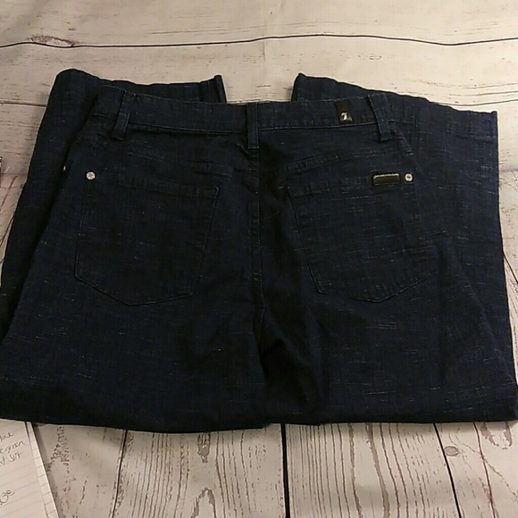 7 for All Mankind Dark wash Capris sz 6 - Picture 2 of 7