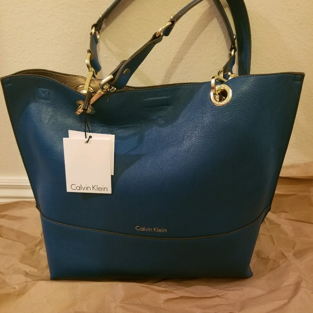 NEW! WOMENS PURSE Calvin Klein Reversible Novelty