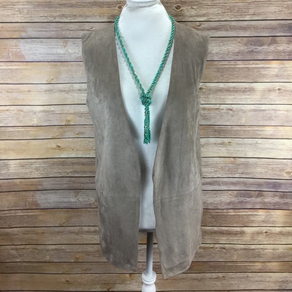 😍2/$15😍 Faux Suede Vest