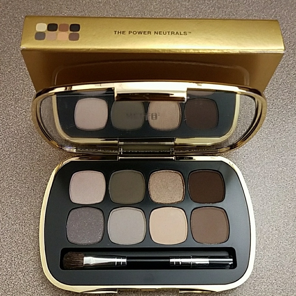 Ready Eyeshadow Palette 8.0 in The Power Neutrals