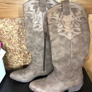 Cowgirl Cowboy Boots