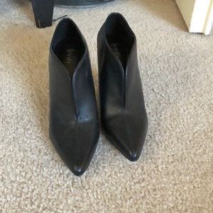 Black stiletto booties size 5.5