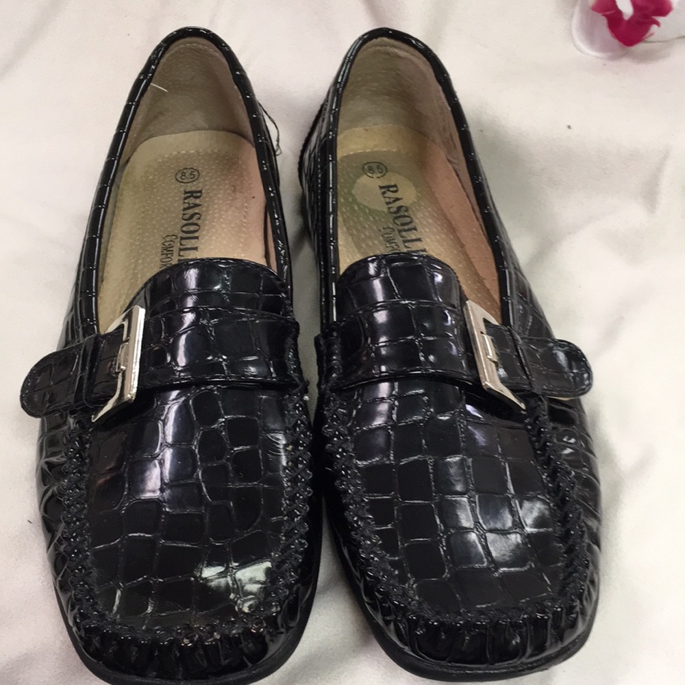 Rosalli Black Loafers