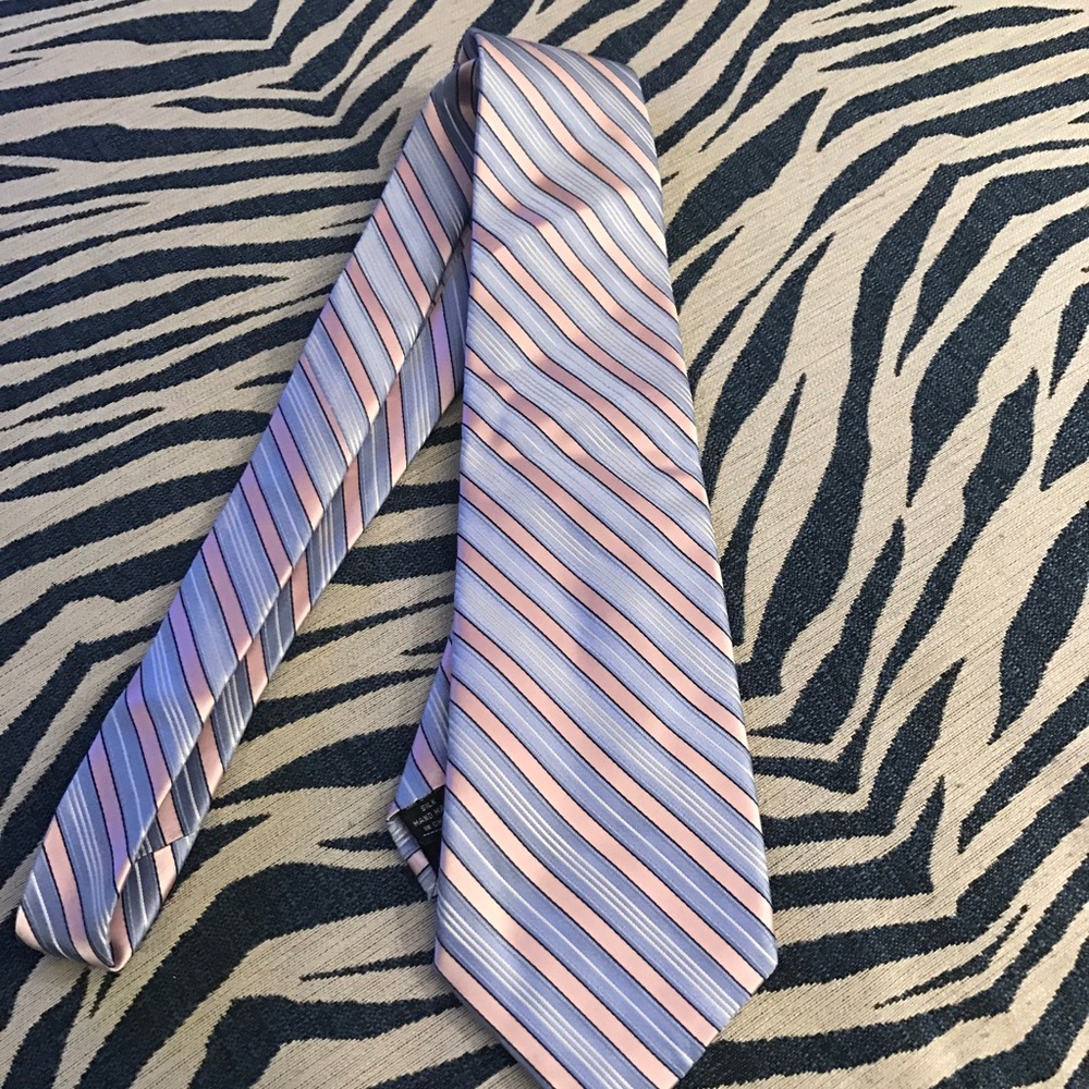 Club Room Light Blue and Pink Striped Tie.