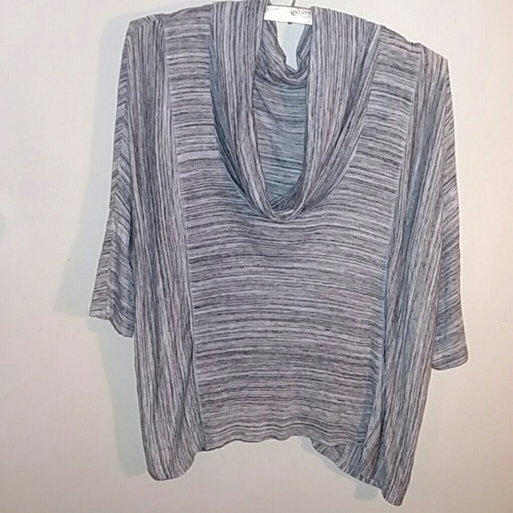 🌺Super comfy top - Picture 1 of 2