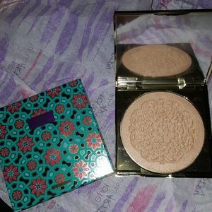 Brand NEW TARTE Highlight