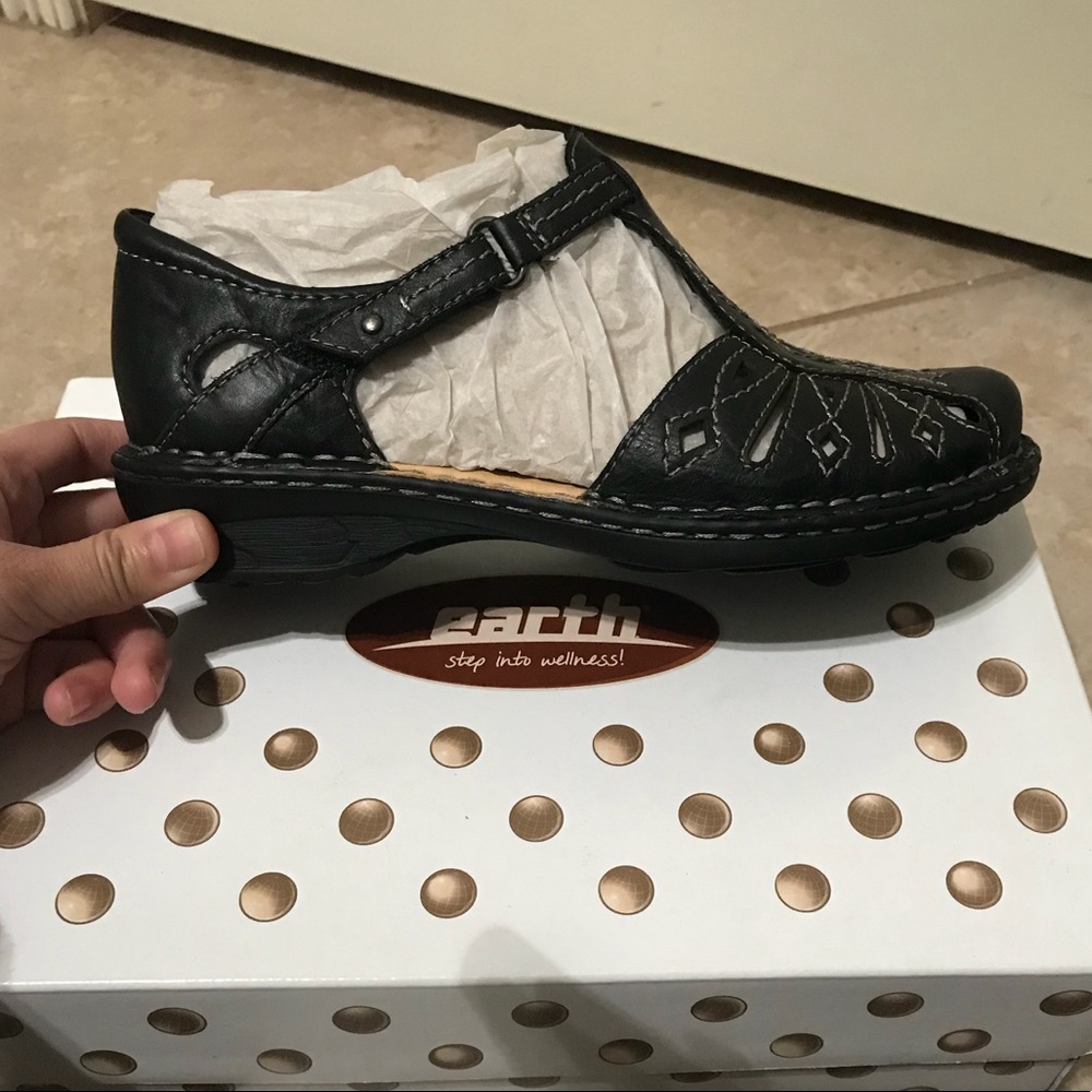 EARTH SANDALS - Picture 2 of 5