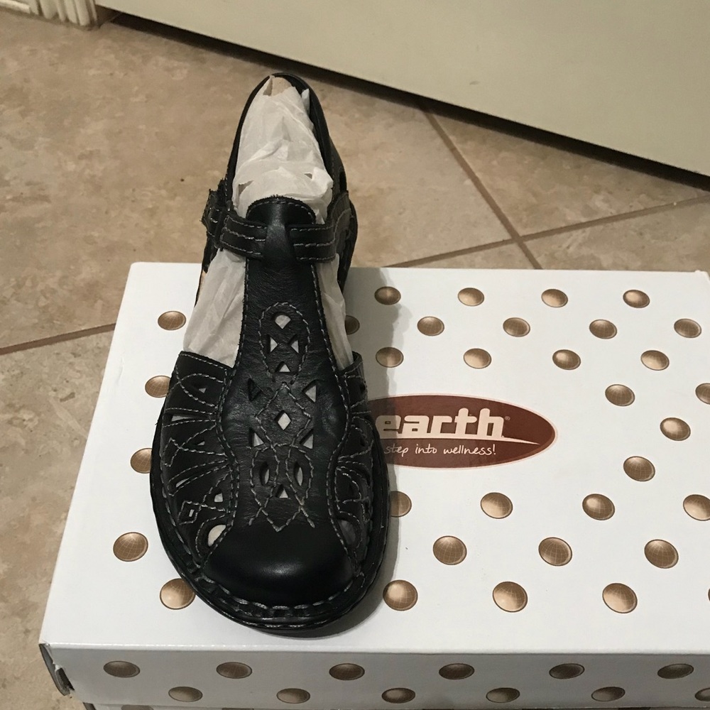 EARTH SANDALS - Picture 3 of 5