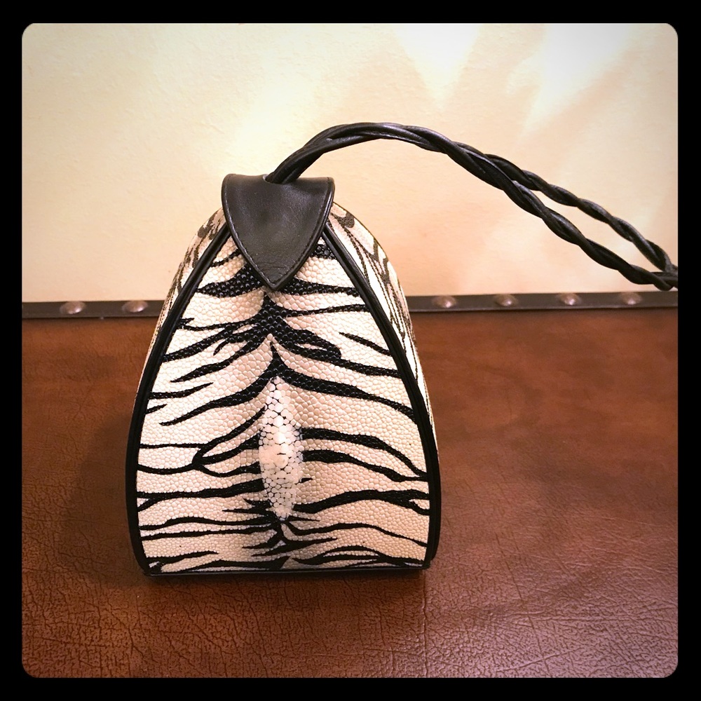 Sexy stingray handbag