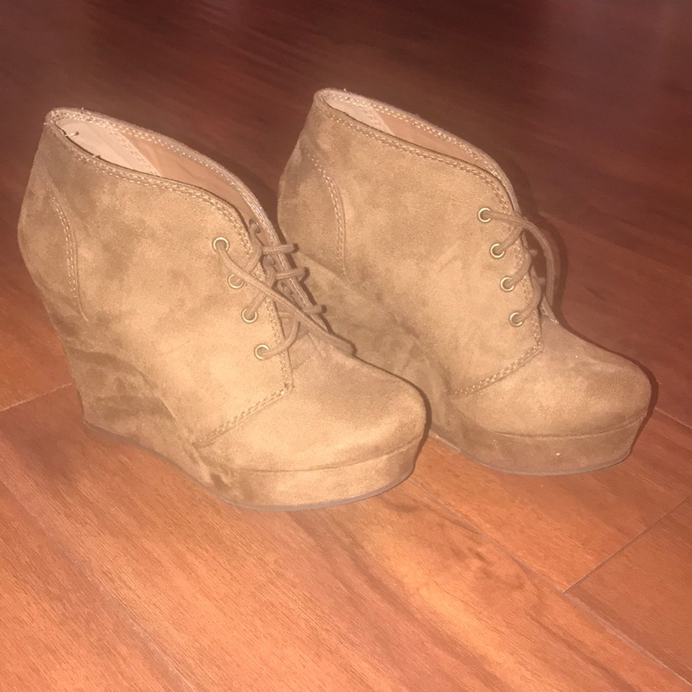 Shi booties
