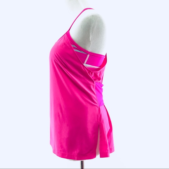 Lululemon Size 4 Tank Top Amped Pink Bra Built In - Picture 3 of 4