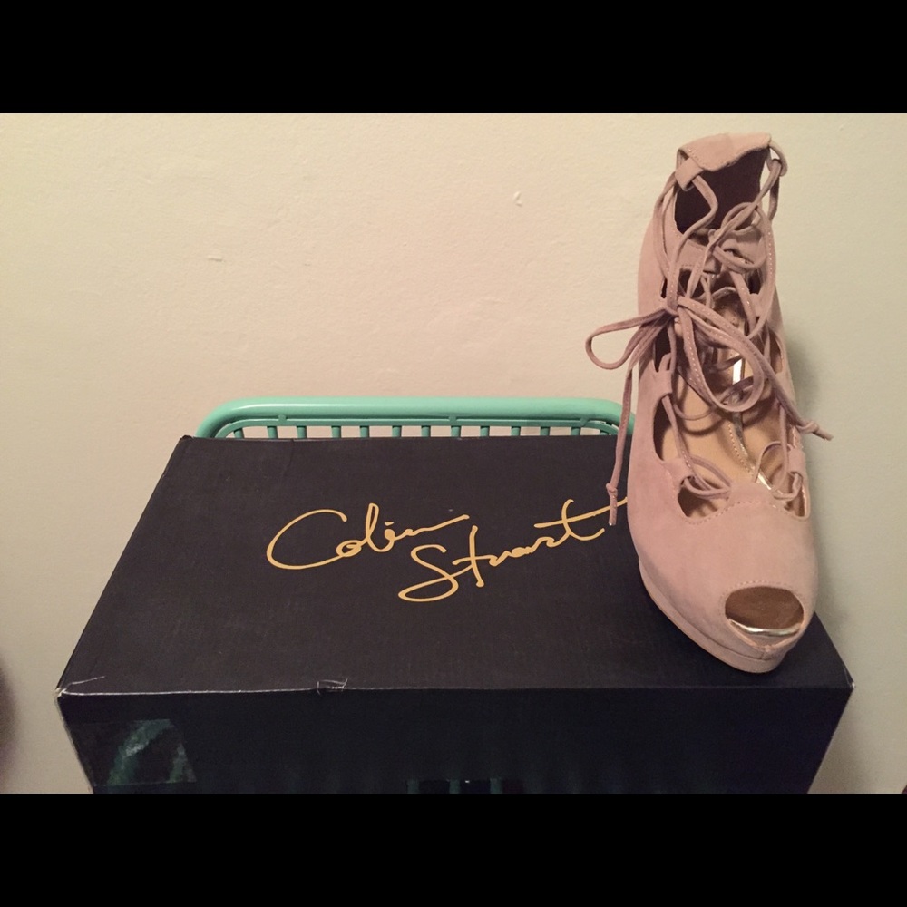 NWOT Vegan Leather Hidden Platform Lace up