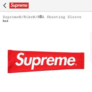 Supreme x NBA Shooting Sleeve L/XL