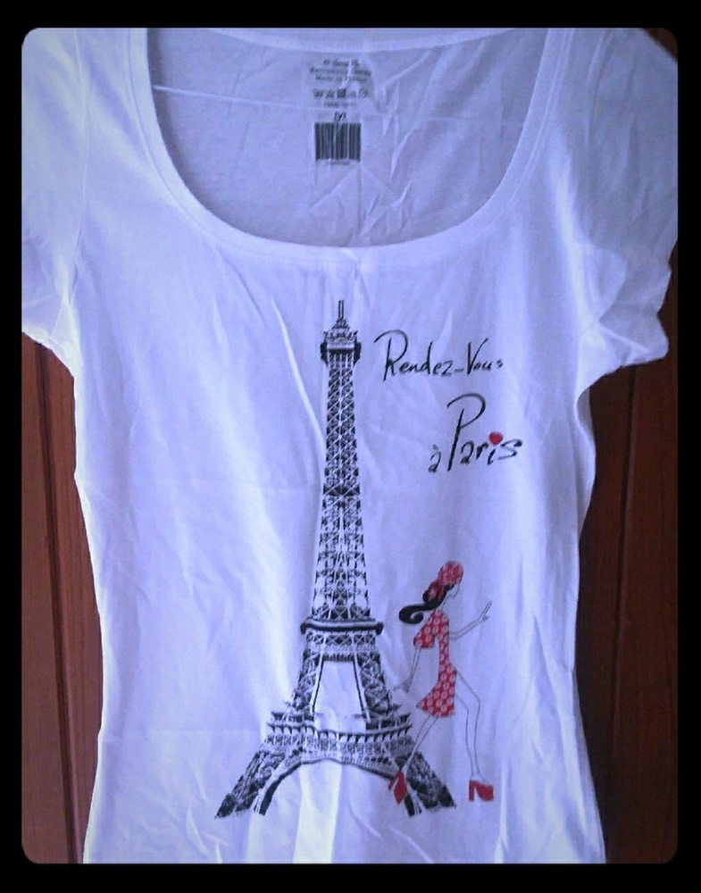 Ladies scoop neck tee from france